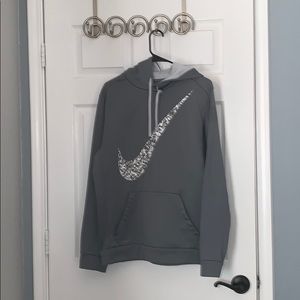 Grey Nike men’s hoodie